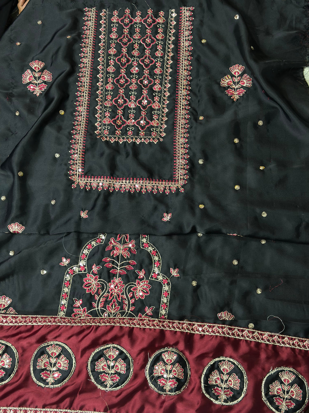 DESIGNER SILK EMB 3PC WITH PATCHES