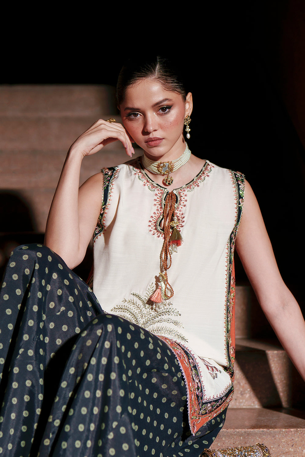 DESIGNER SILK EMB 2PC