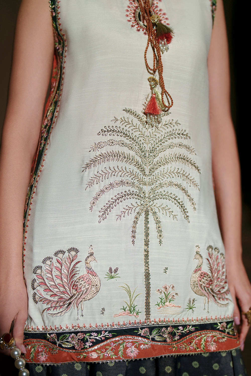 DESIGNER SILK EMB 2PC