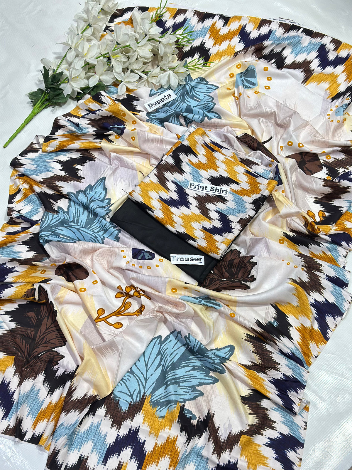 Alkaram Linen Digital 3PC – Premium Winter Collection