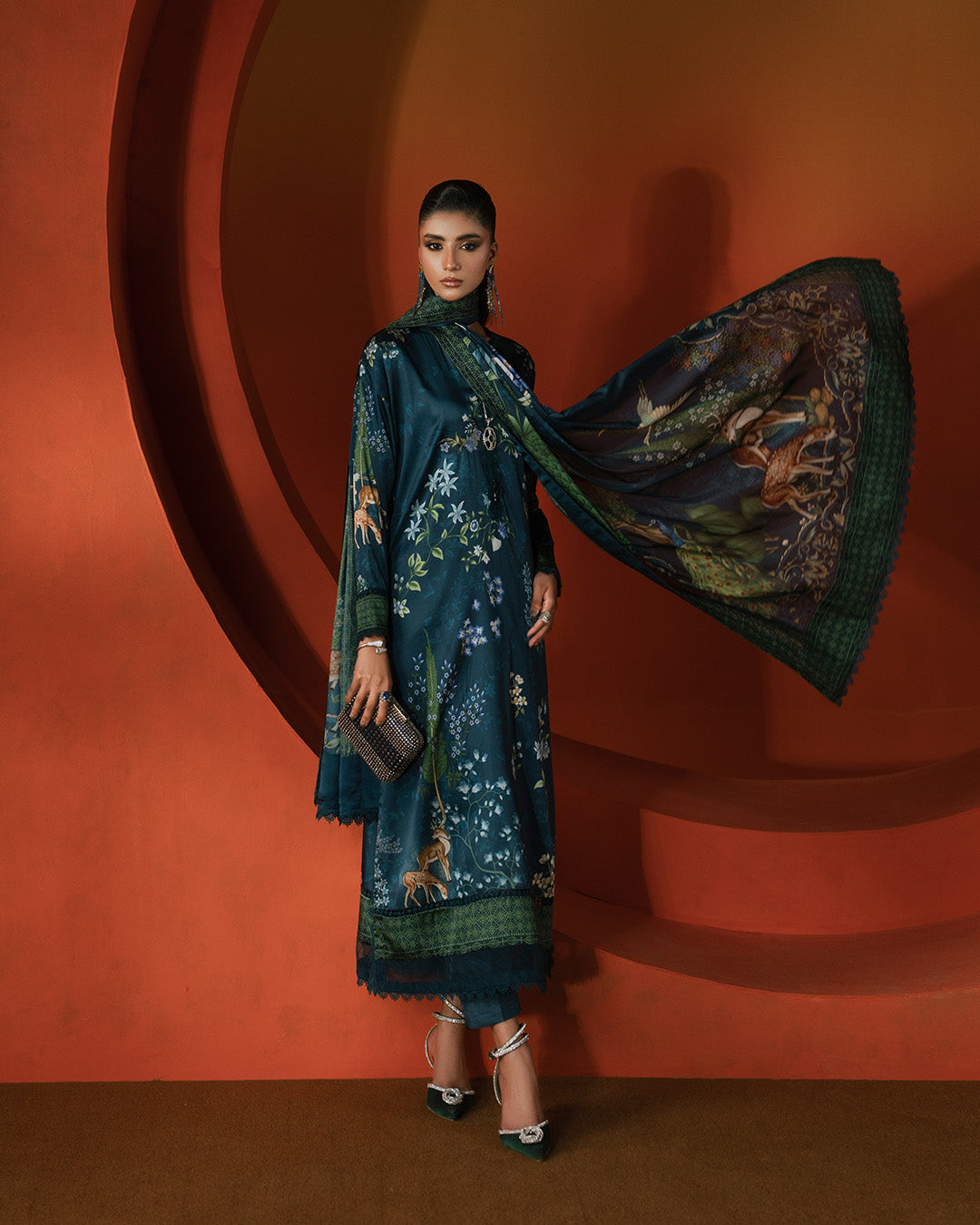 DESIGNER SILK EMB 3PC WITH PATCHES