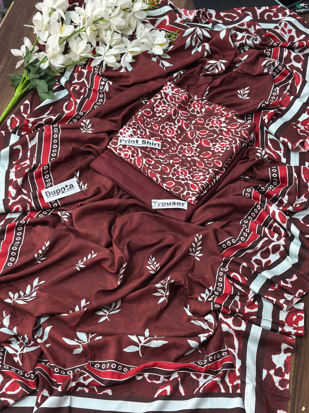Alkaram Linen Digital 3PC – Premium Winter Collection