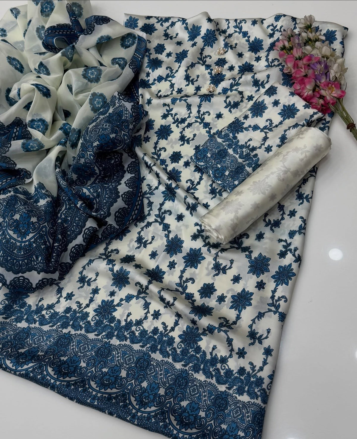 Shamooz Silk 3pc With Silk Dupatta