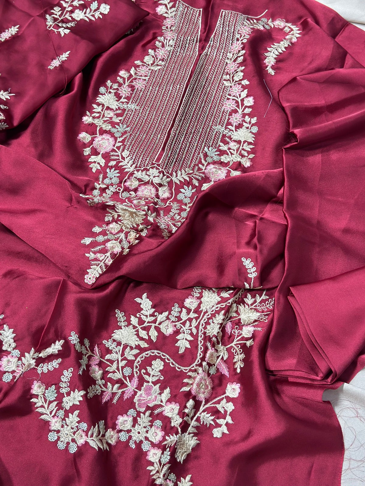 DESIGNER SILK EMB 2PC