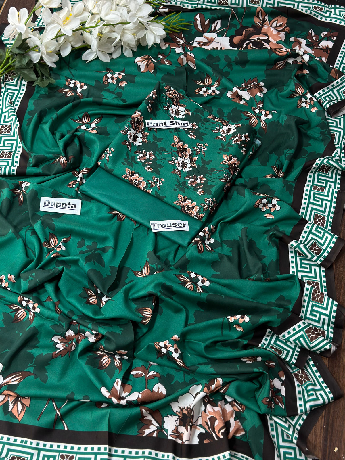 Alkaram Linen Digital 3PC – Premium Winter Collection