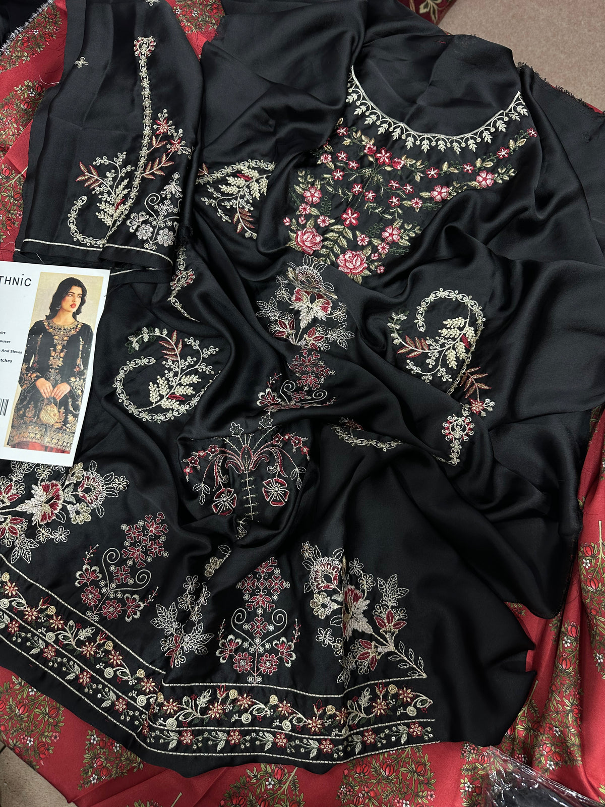 DESIGNER SILK EMB 2PC