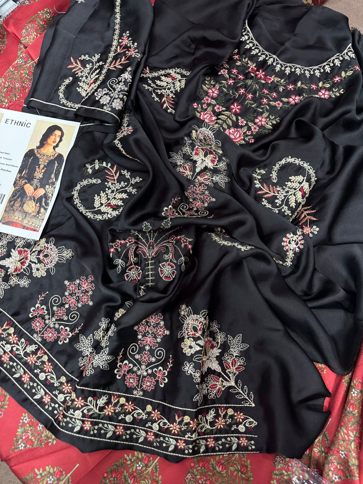 DESIGNER SILK EMB 2PC